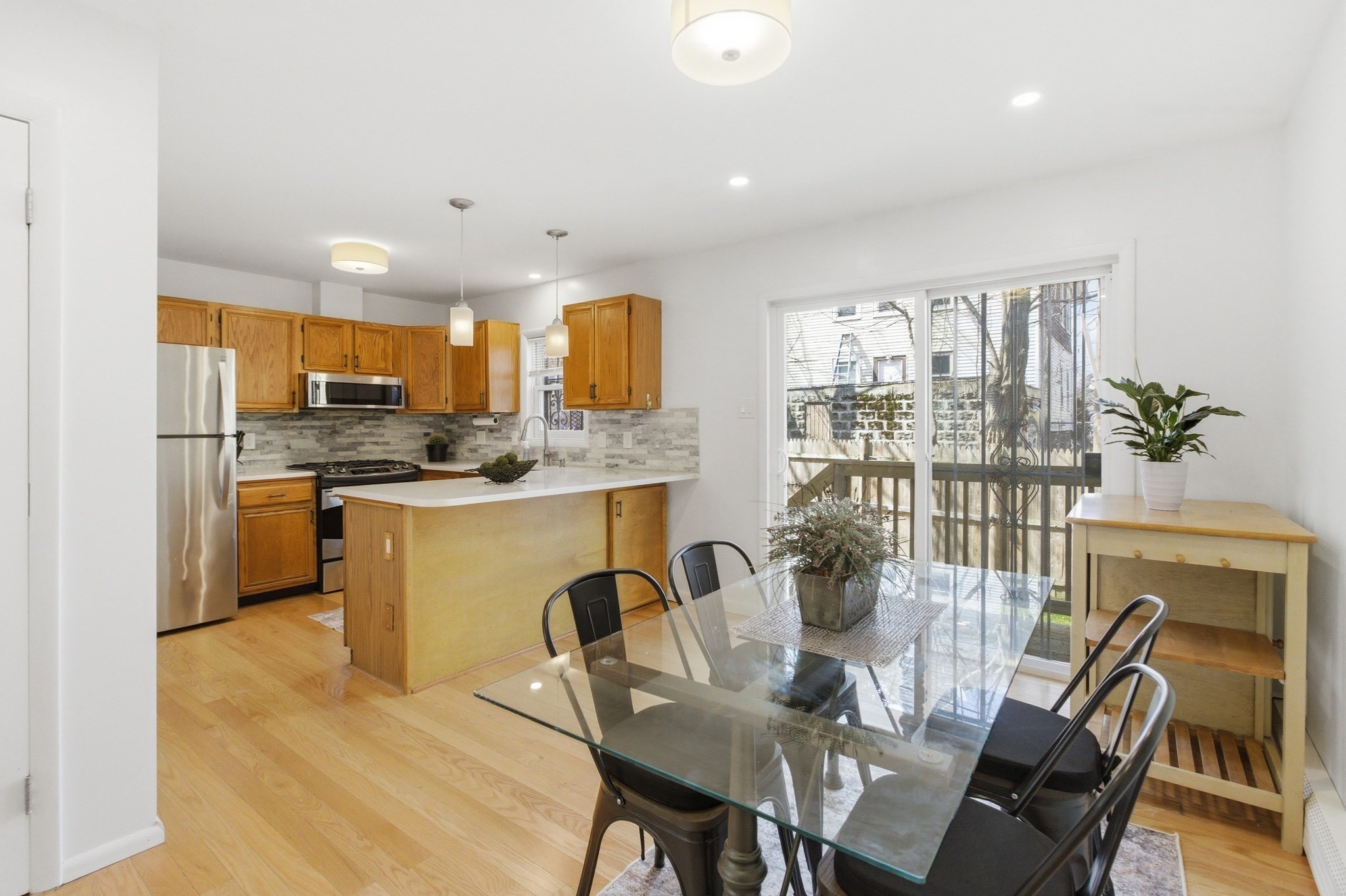 2 Howe Ter Unit 3, Dorchester, Boston, MA 02125