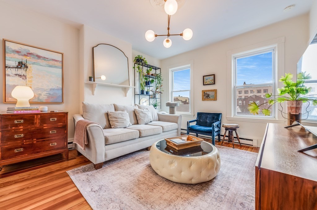 39 Story St Unit 3, South Boston, Boston, MA 02127