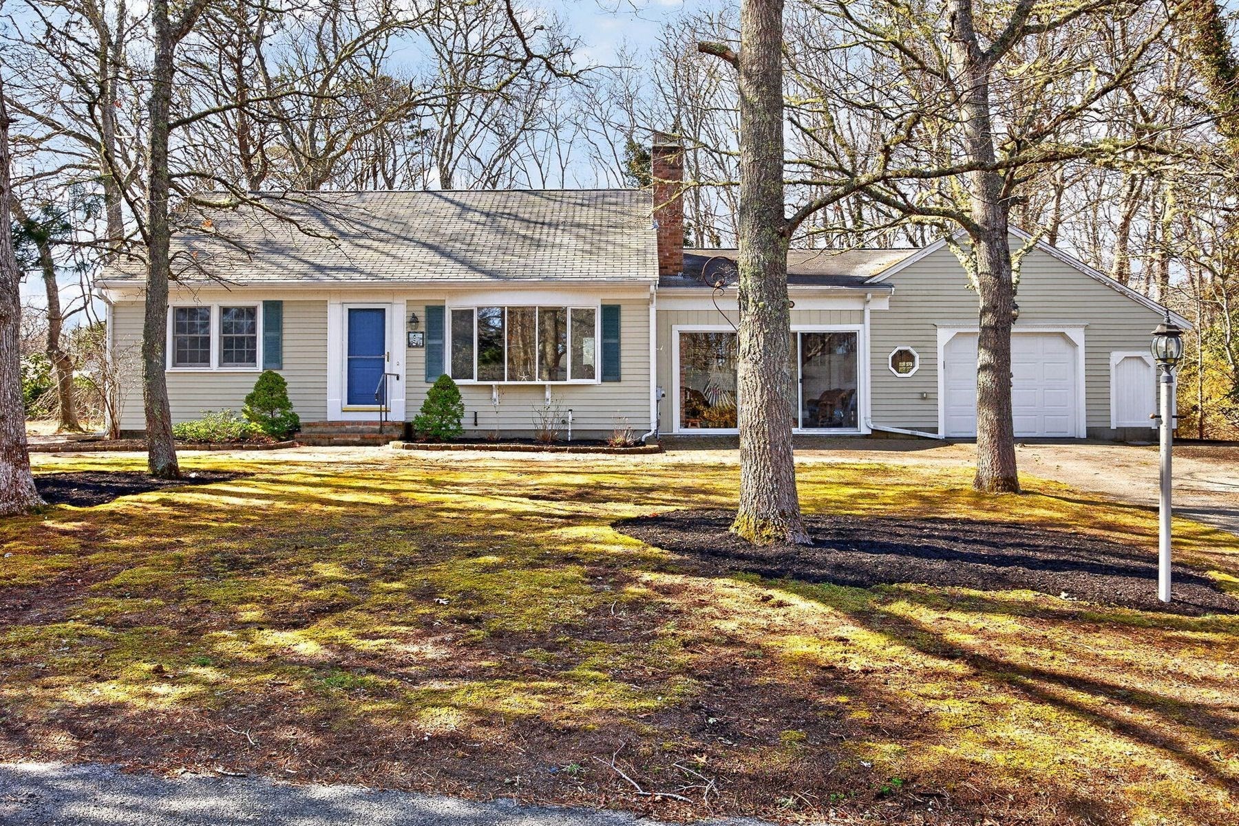 12 Inkberry Ln, Harwich, MA 02645