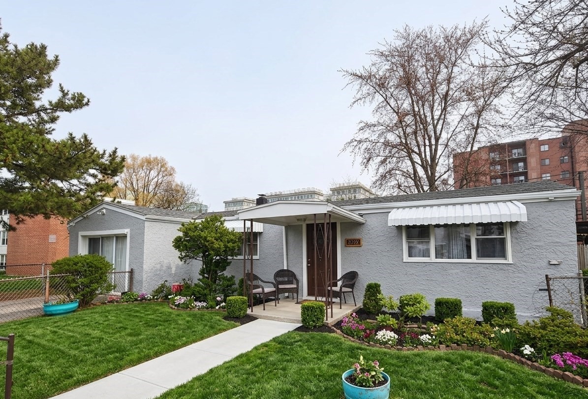 2 Porter Ave, Revere, MA 02151