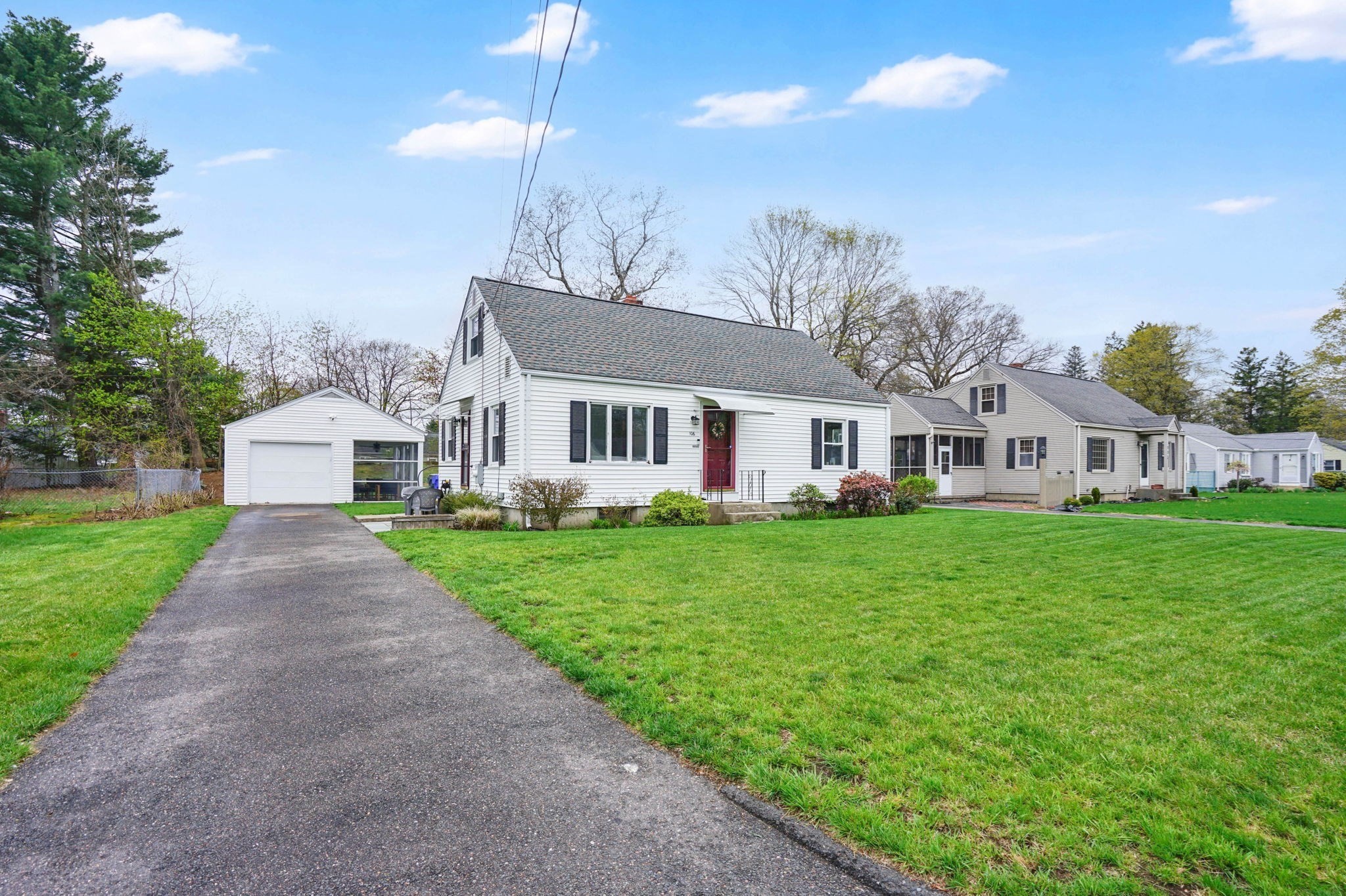 106 Maebeth St, Springfield, MA 01119