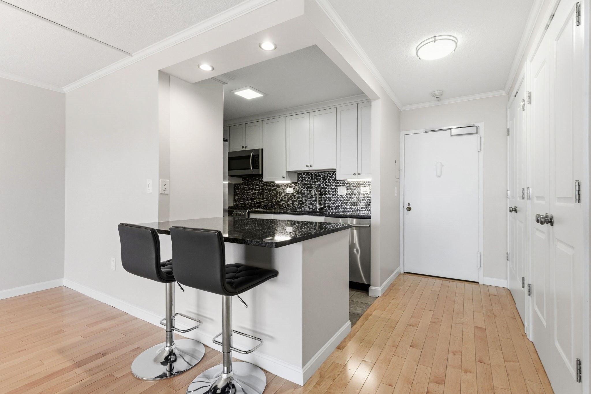 9 Hawthorne Place Unit 11J, West End, Boston, MA 02114 - Image 10