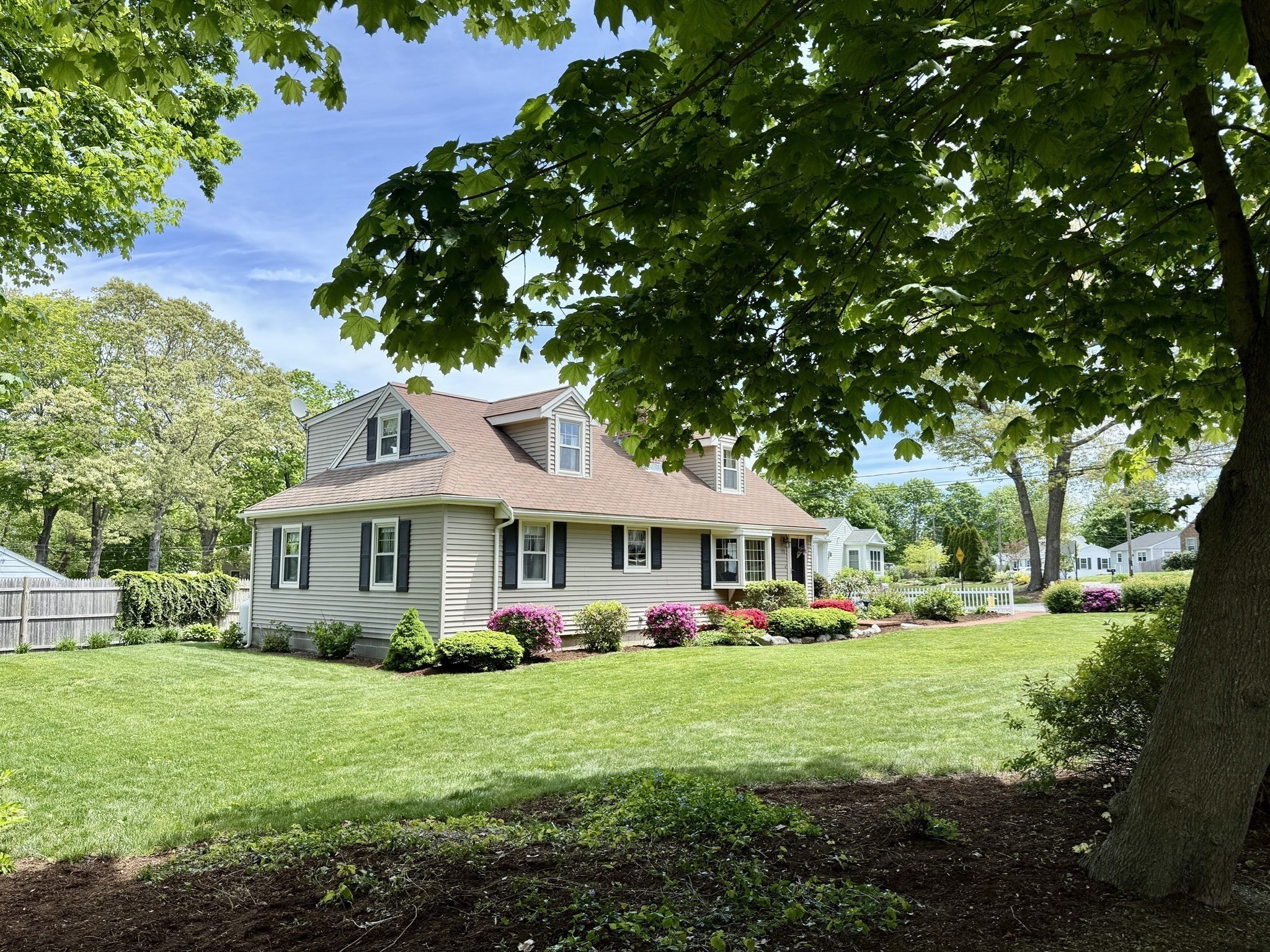 770 Rocky Hill Rd, Plymouth, MA 02360