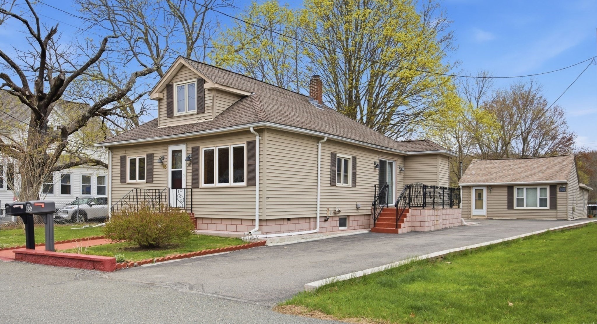 65 Williams Avenue, Taunton, MA 02780