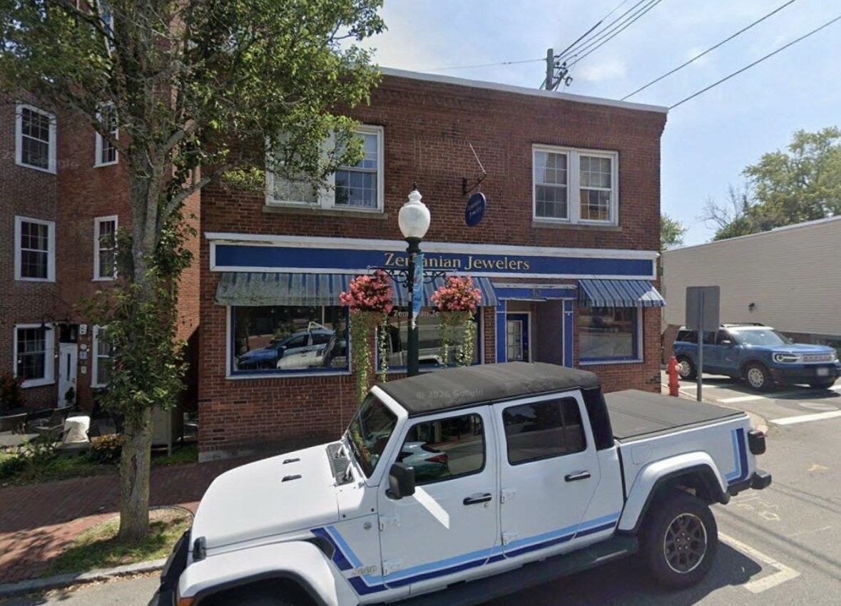 40 Main St, Amesbury, MA 01913