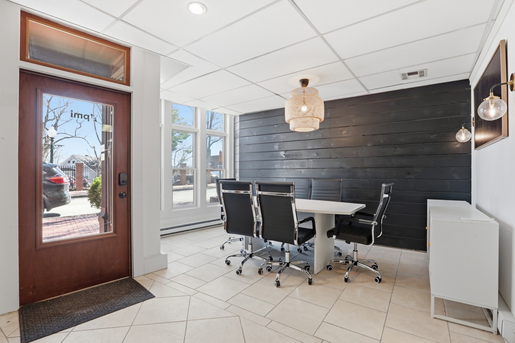 57 Main St Unit 9, Amesbury, MA 01913