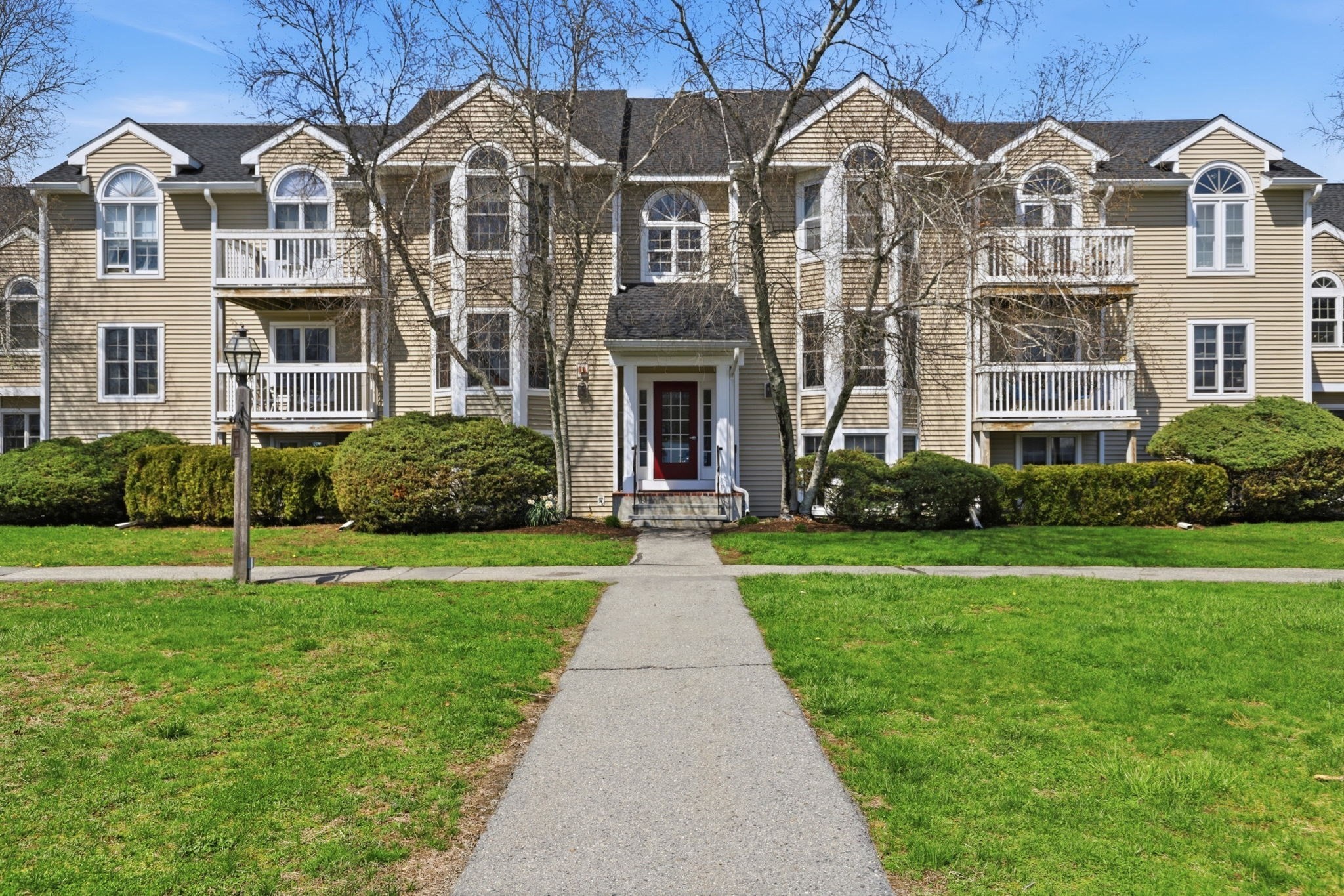 1606 Carrriage Ln Unit 1606, Taunton, MA 02780