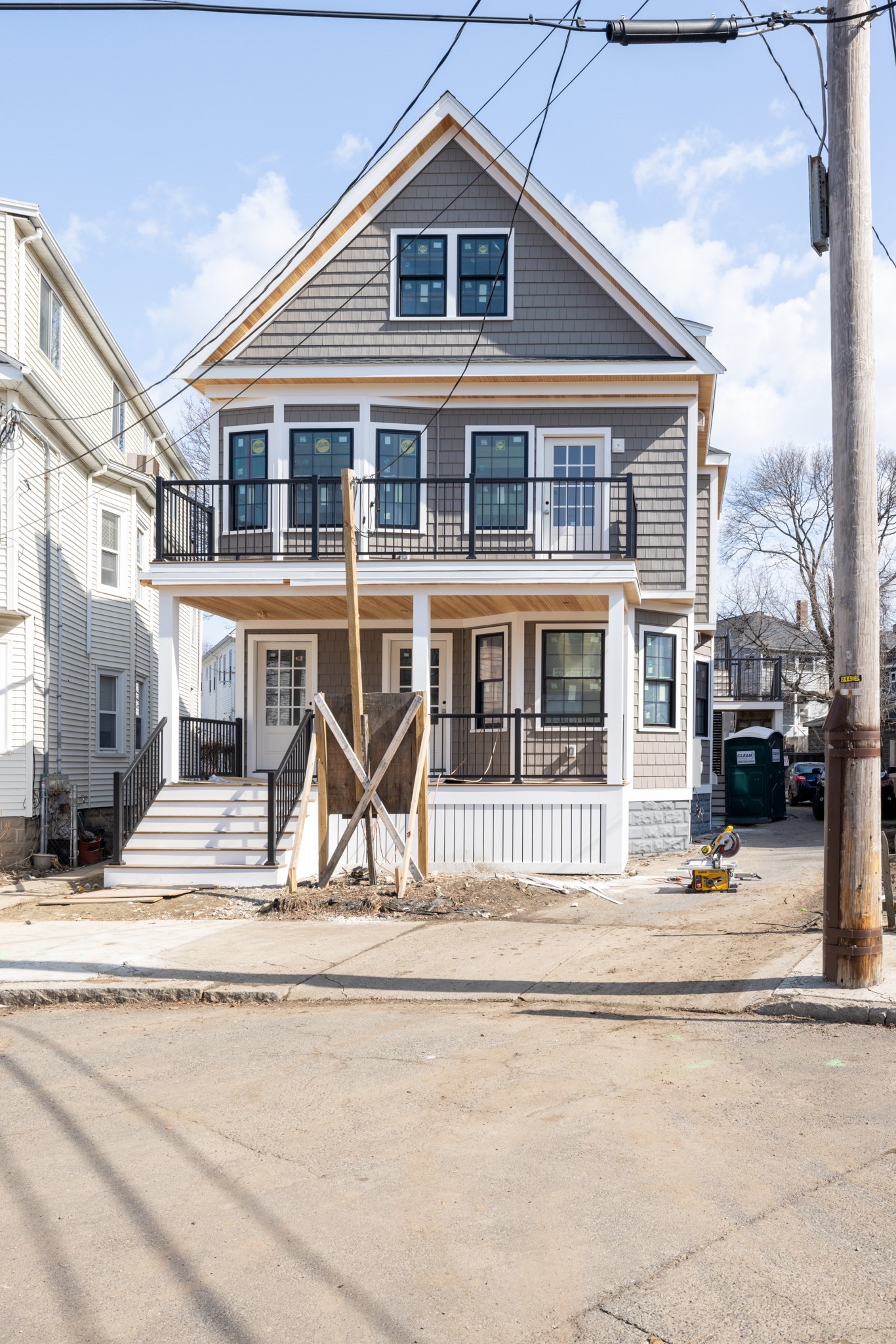 23 College Hill Rd Unit 1, Somerville, MA 02144