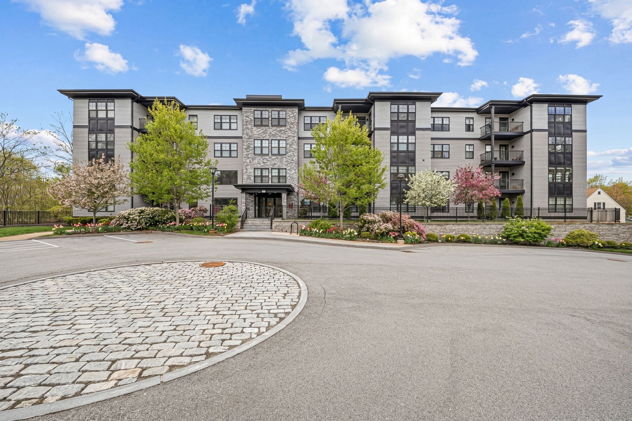 269 Main St Unit U4001, Reading, MA 01867