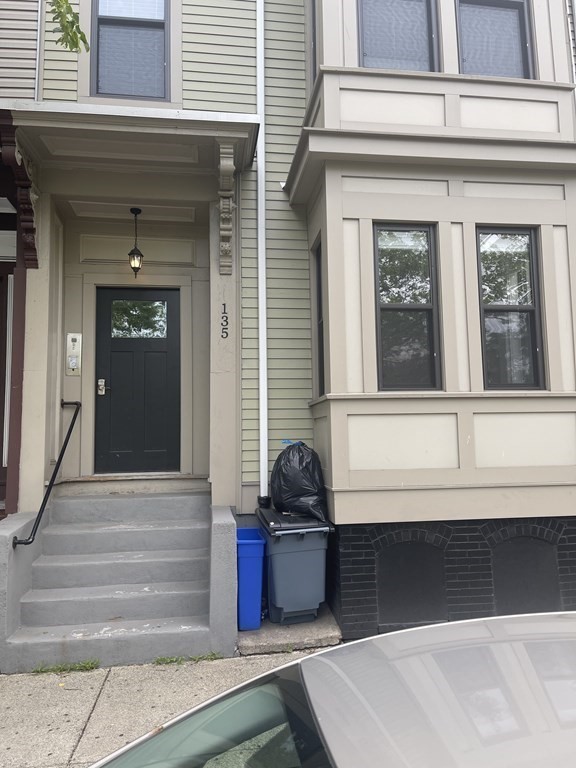 135 Havre St Unit 1, East Boston, Boston, MA 02128