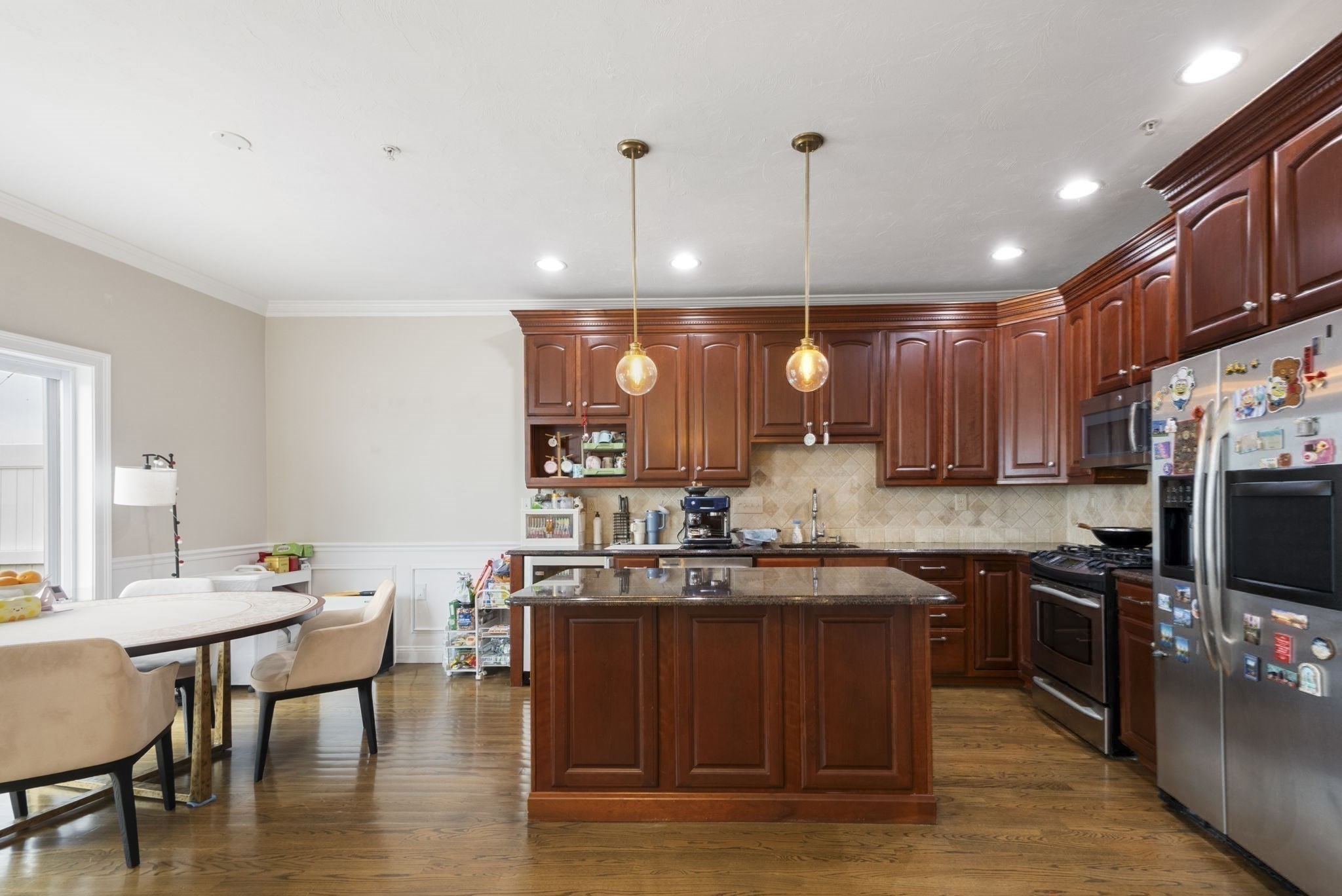 806 Ledgewood Way Unit 806, Clinton, MA 01510 - Image 2