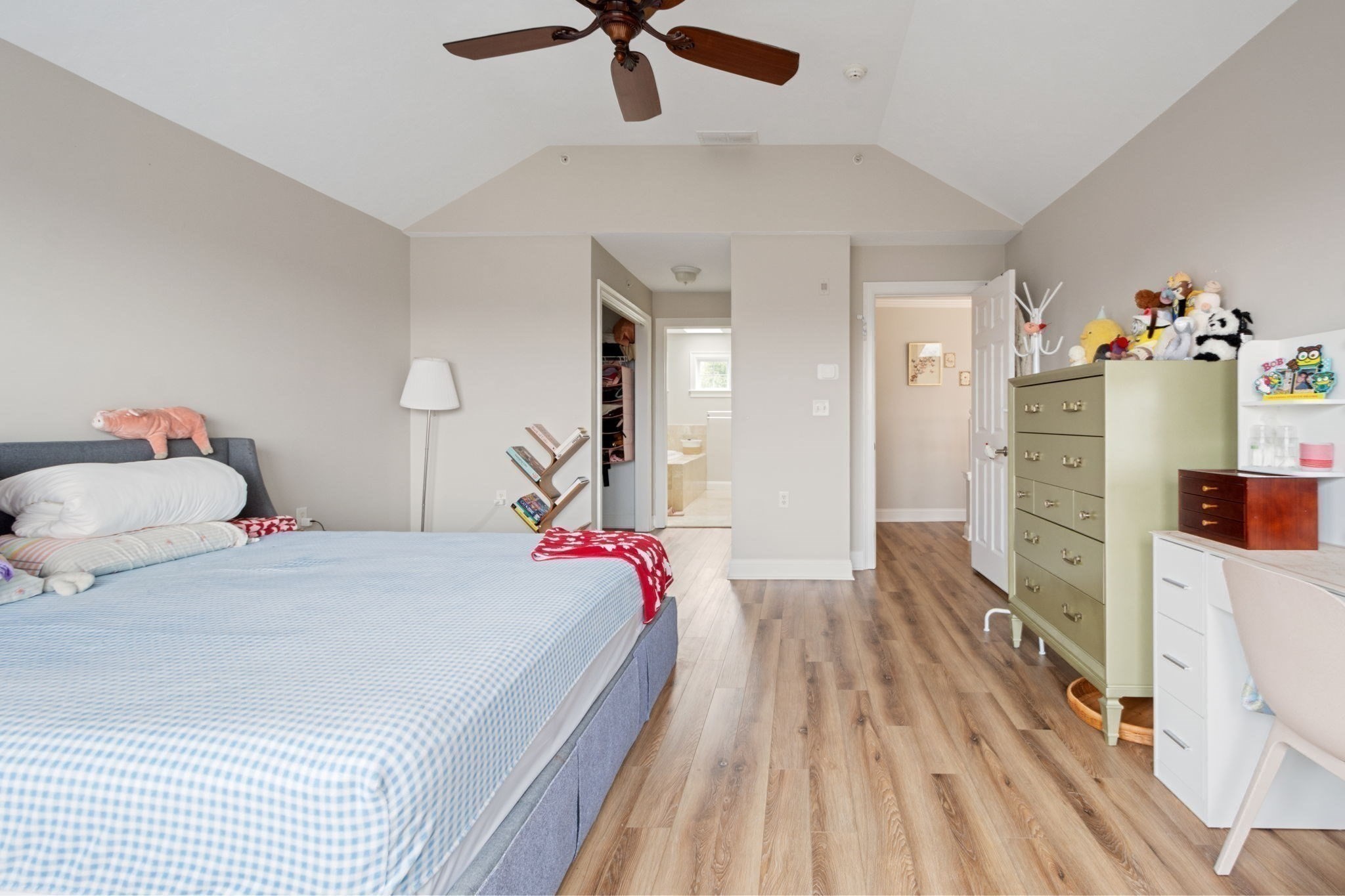 806 Ledgewood Way Unit 806, Clinton, MA 01510 - Image 20