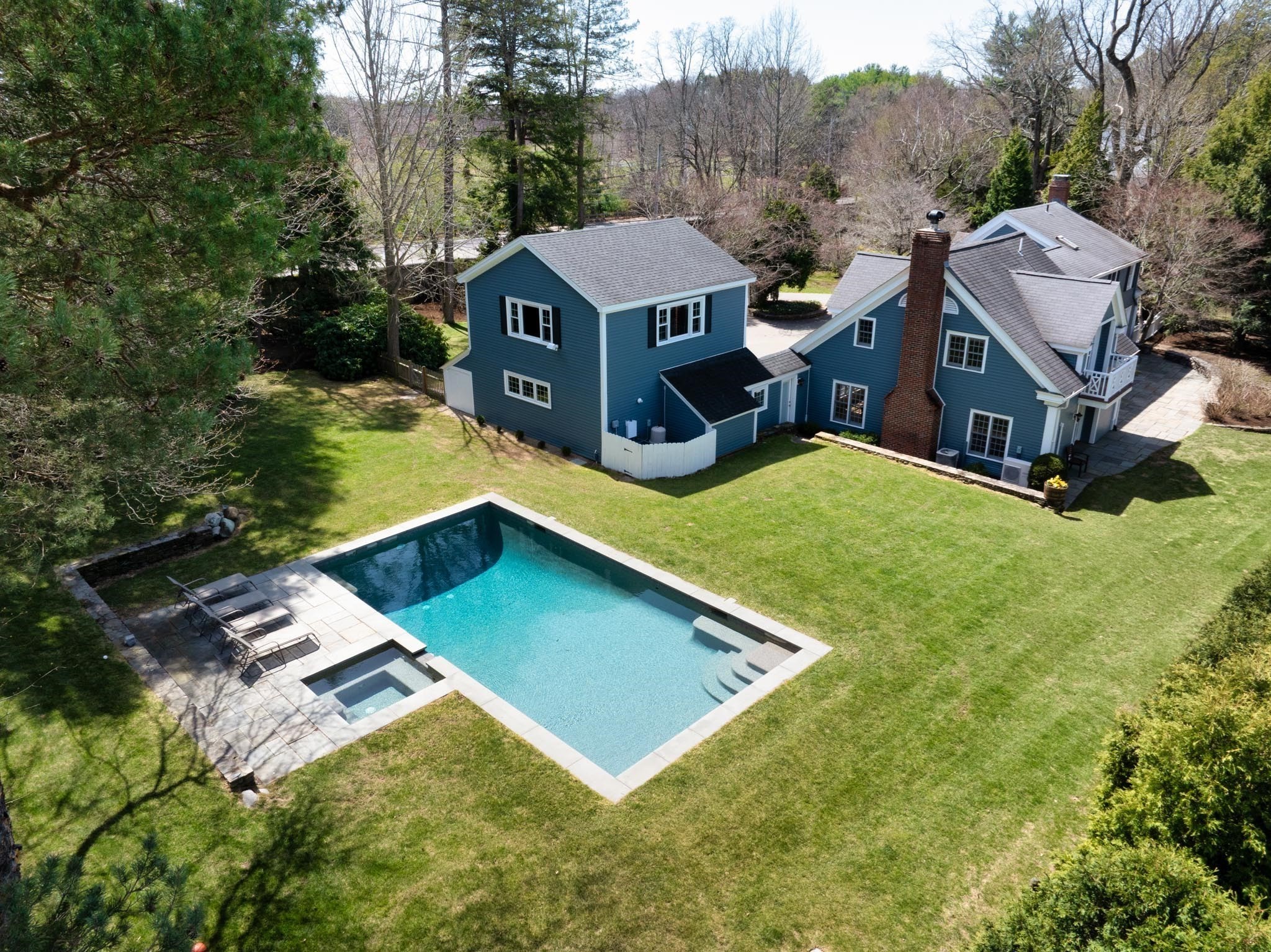 191 Newton St, Brookline, MA 02445