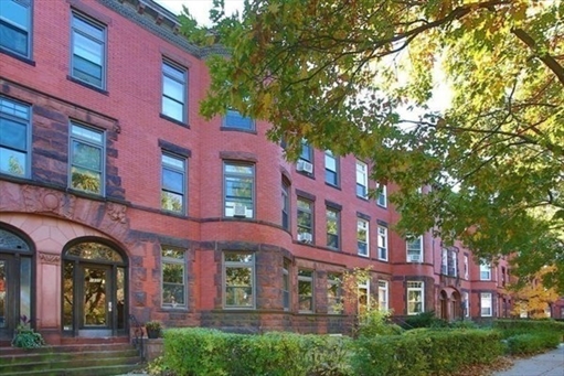1805 beacon, Apt 3