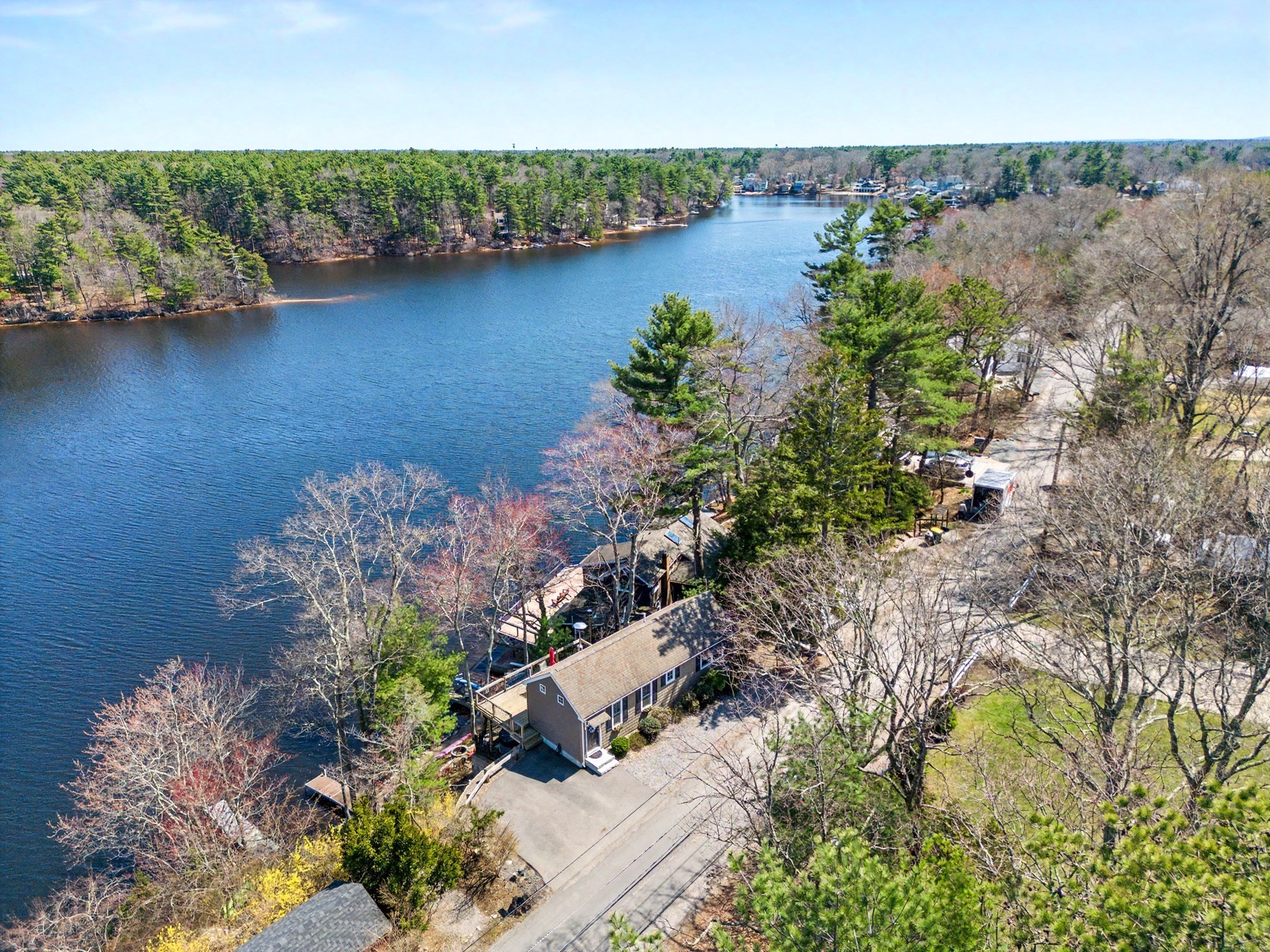 210 Oakridge Ave, North Attleboro, MA 02760