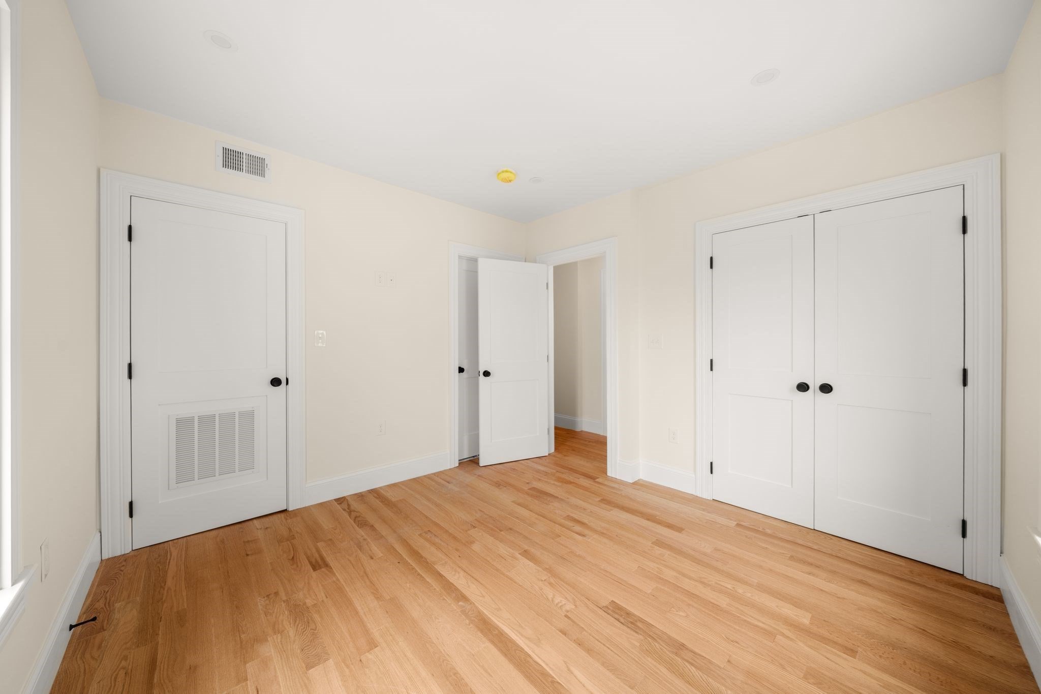 81 Gilman St, Somerville, MA 02145 - Image 32