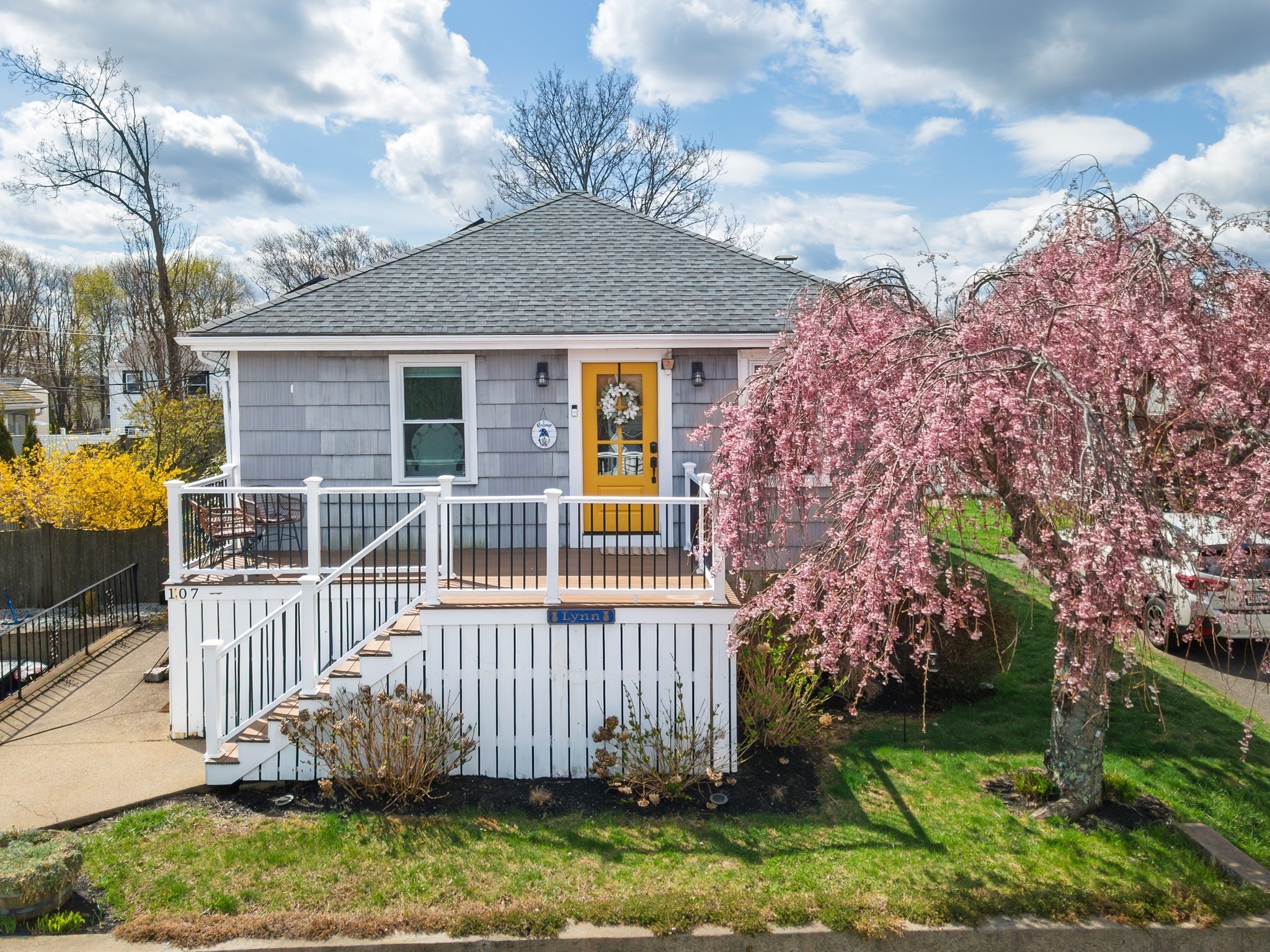 107 Lenox St, Quincy, MA 02169