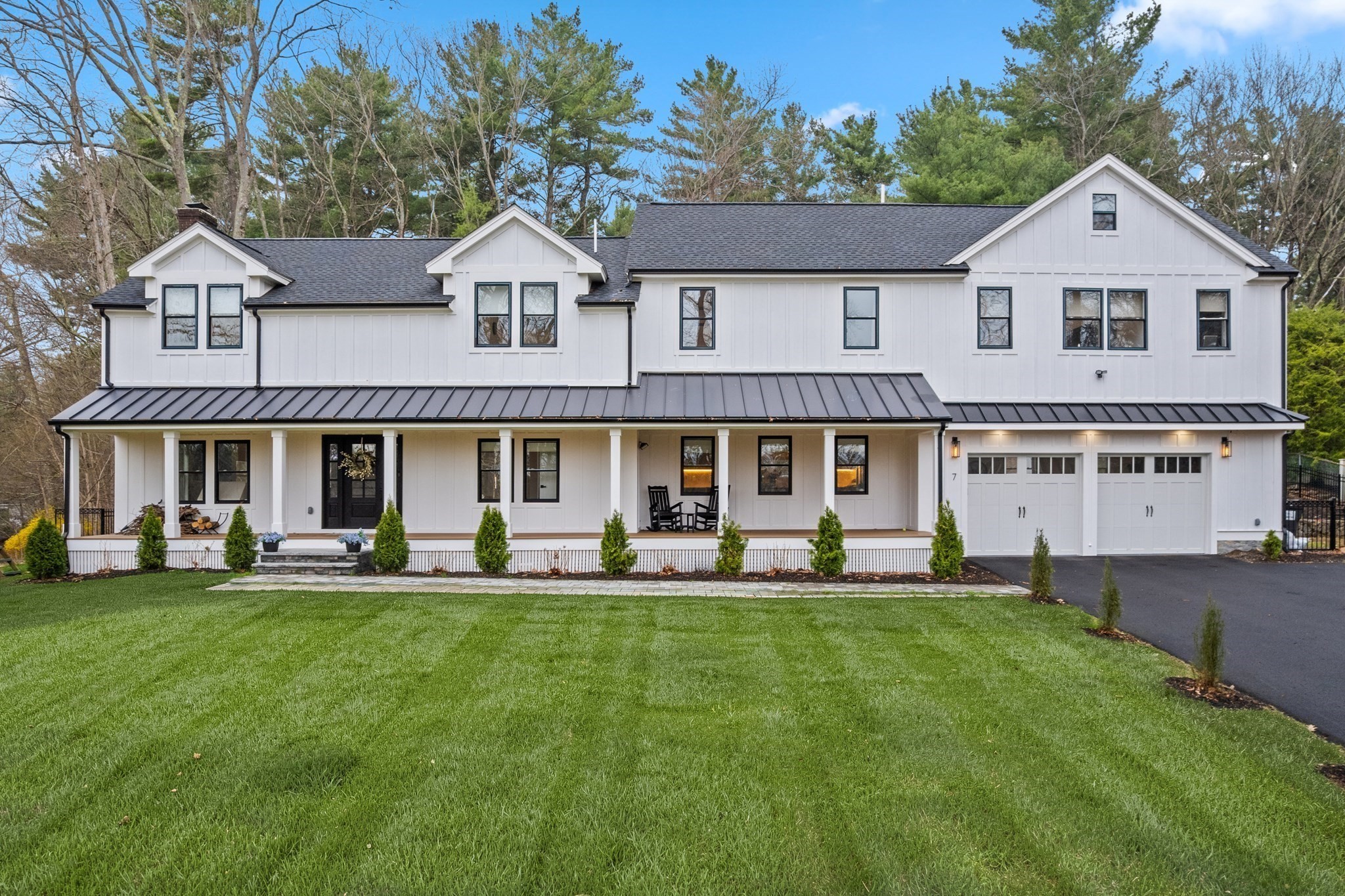 7 Circle Drive, Dover, MA 02030