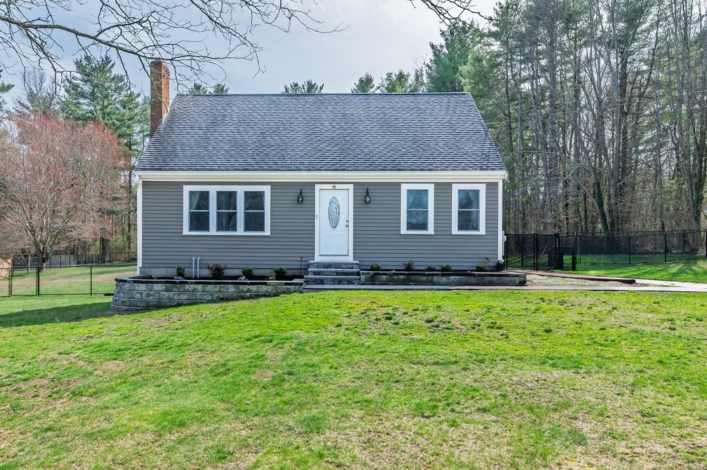 48 Big Rock Ln, Hanson, MA 02341