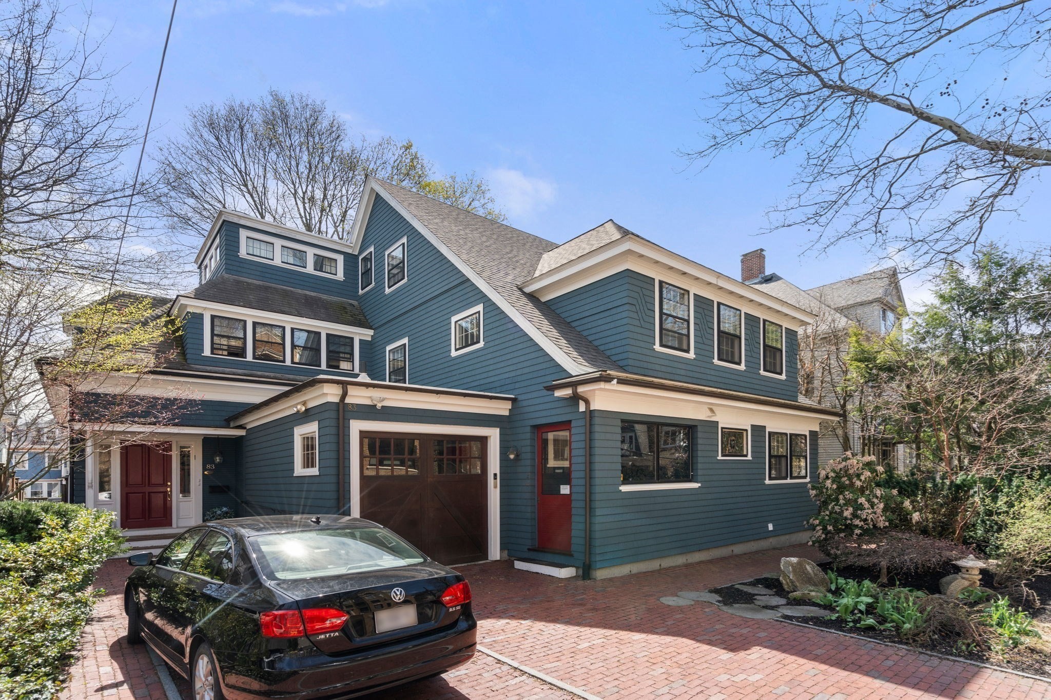 83 Fuller St Unit 2, Brookline, MA 02446