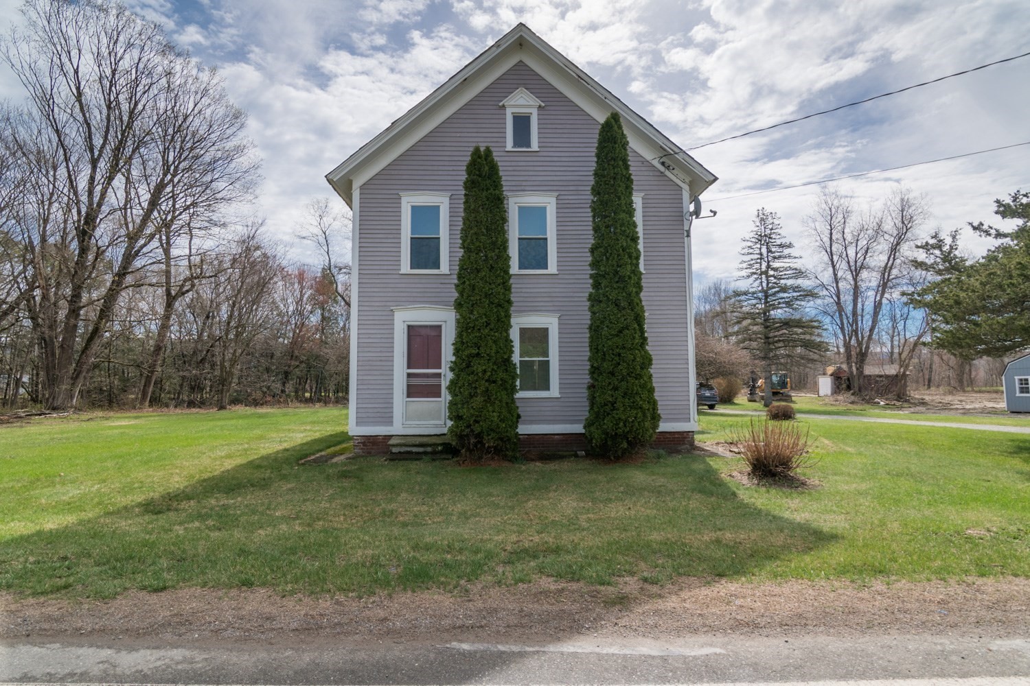 464 Main Rd, Gill, MA 01354