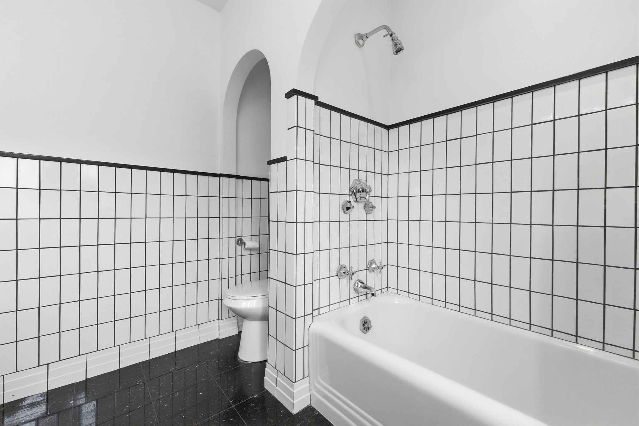 98 Carlton St, Brookline, MA 02446 - Image 32