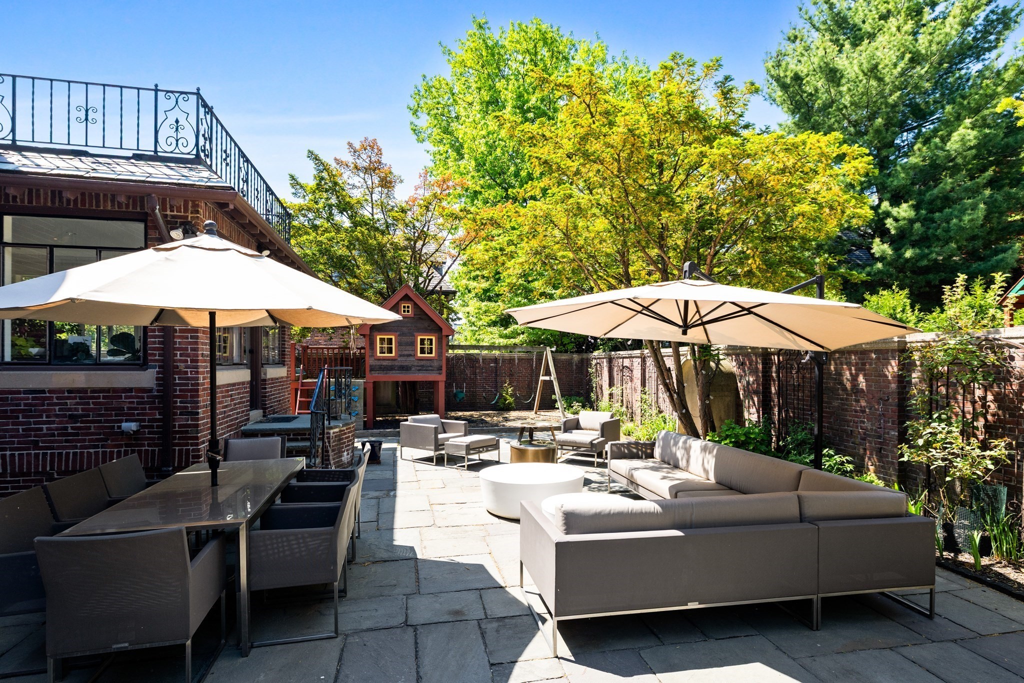 98 Carlton St, Brookline, MA 02446 - Image 33