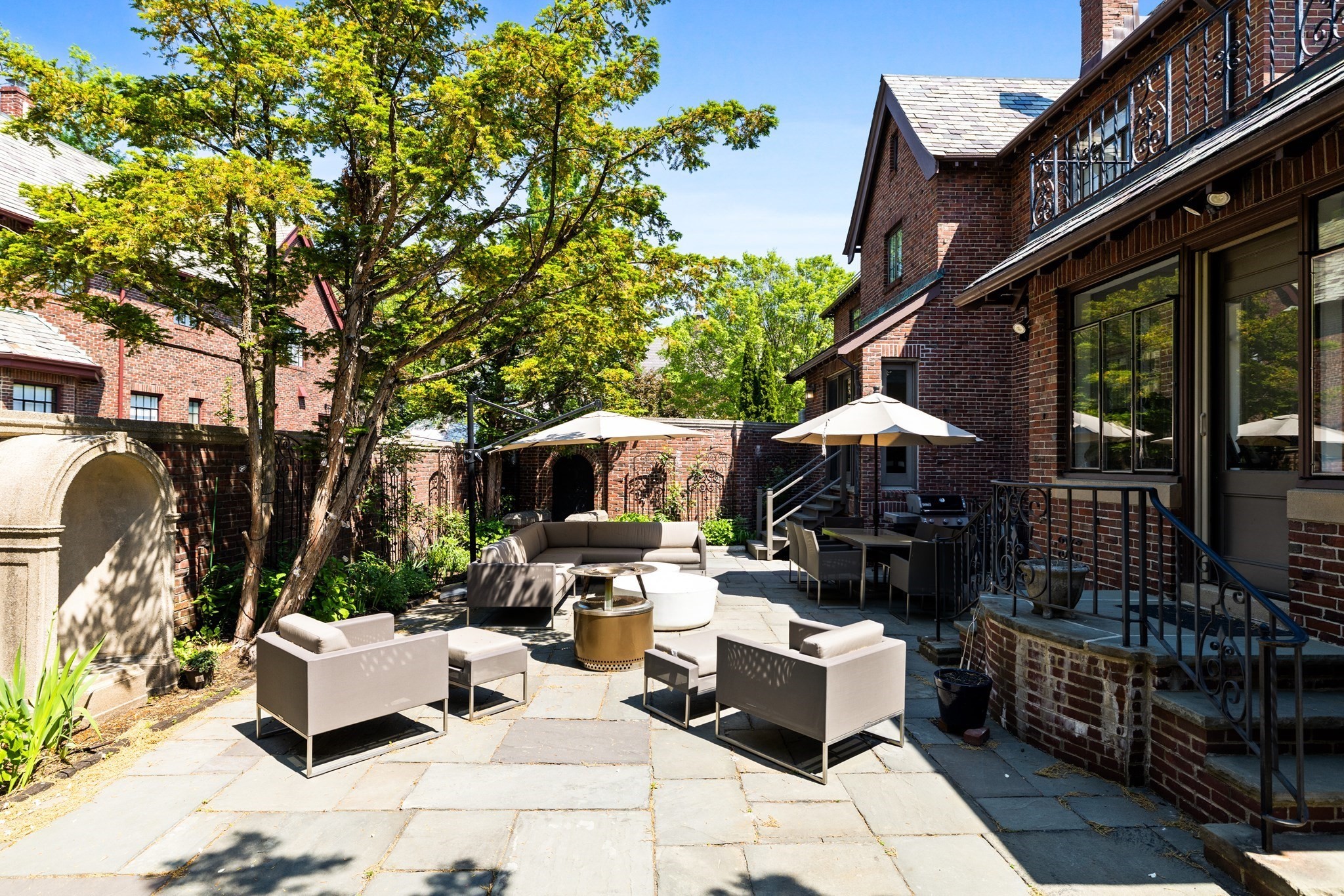 98 Carlton St, Brookline, MA 02446 - Image 34