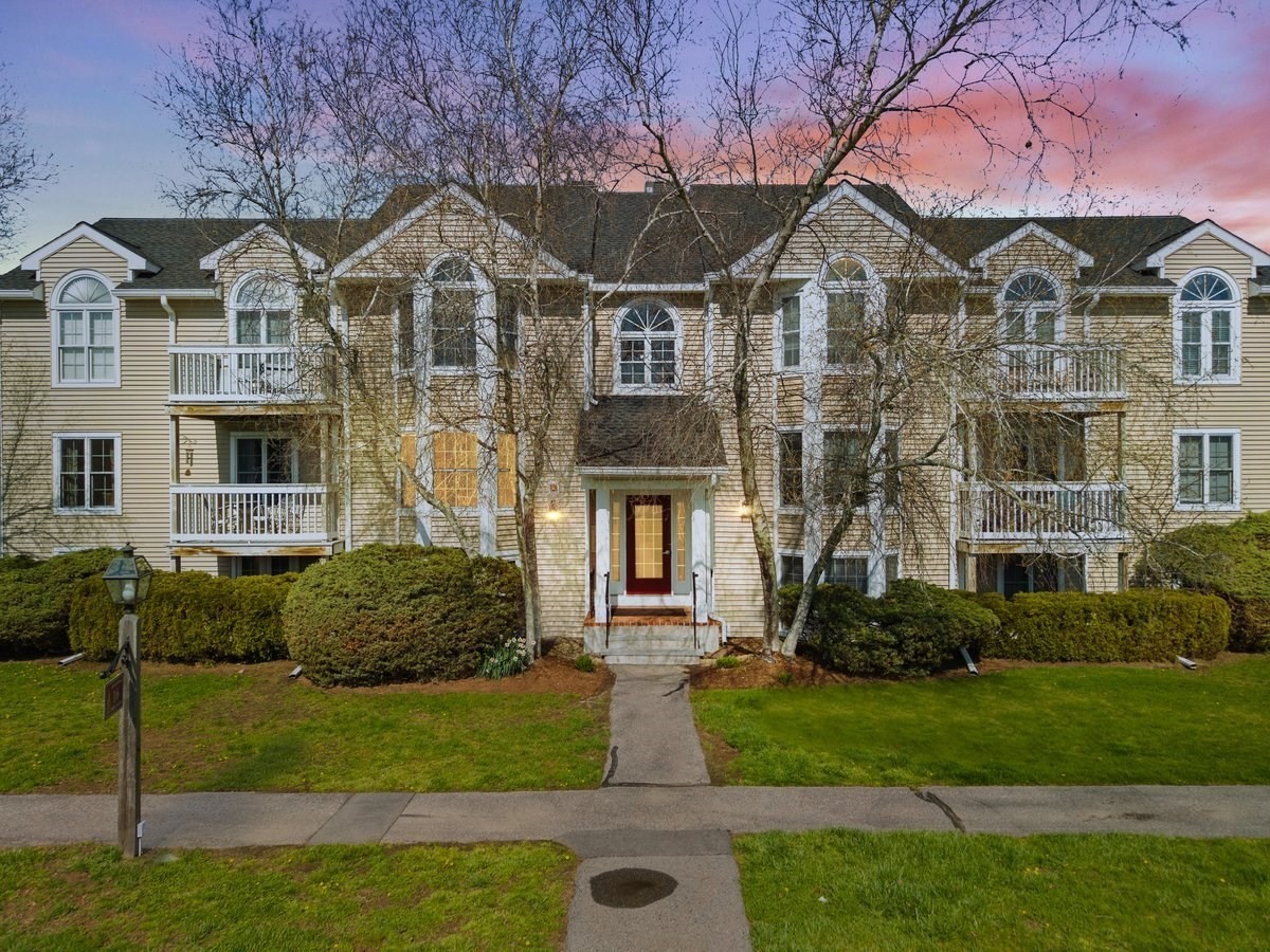 1607 Carriage Ln Unit 1607, Taunton, MA 02780