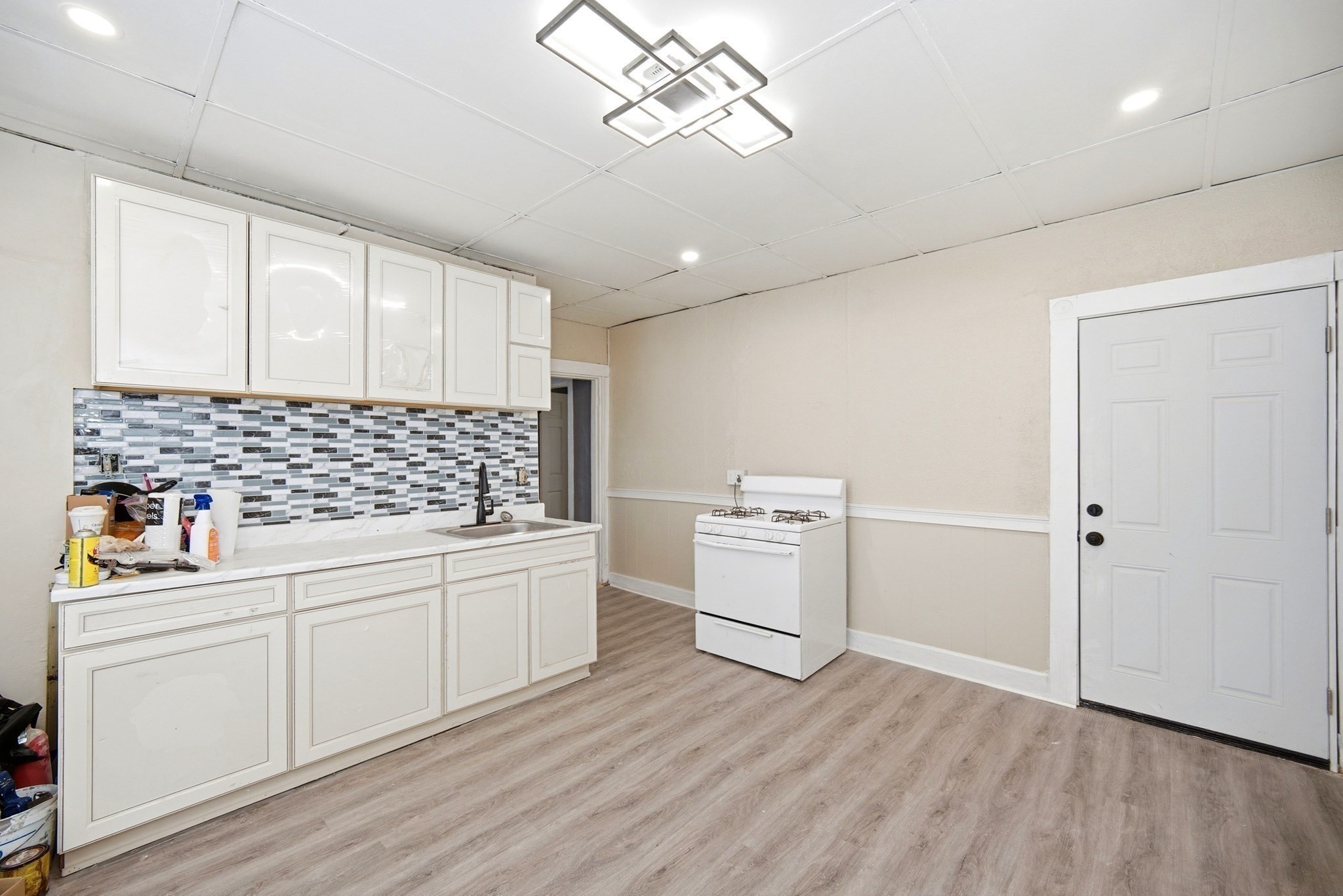 9 Helen St, Dorchester, Boston, MA 02124 - Image 4