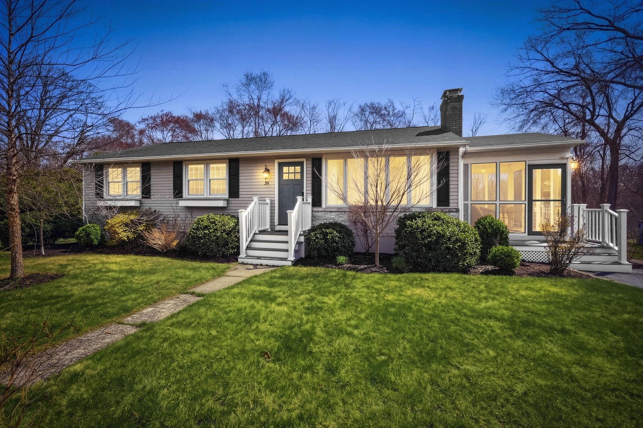 39 Tanager Dr, Shrewsbury, MA 01545