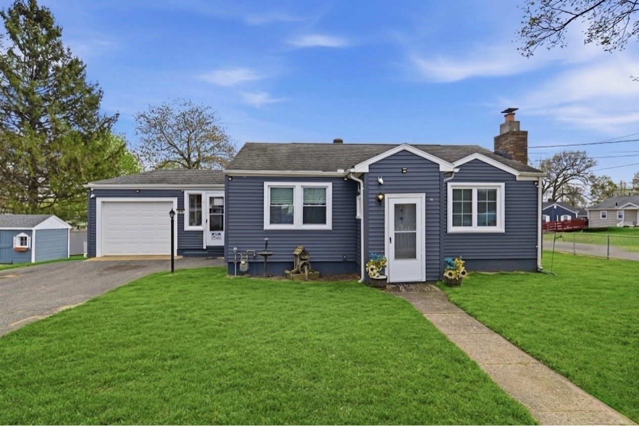 519 Prospect St, Chicopee, MA 01020