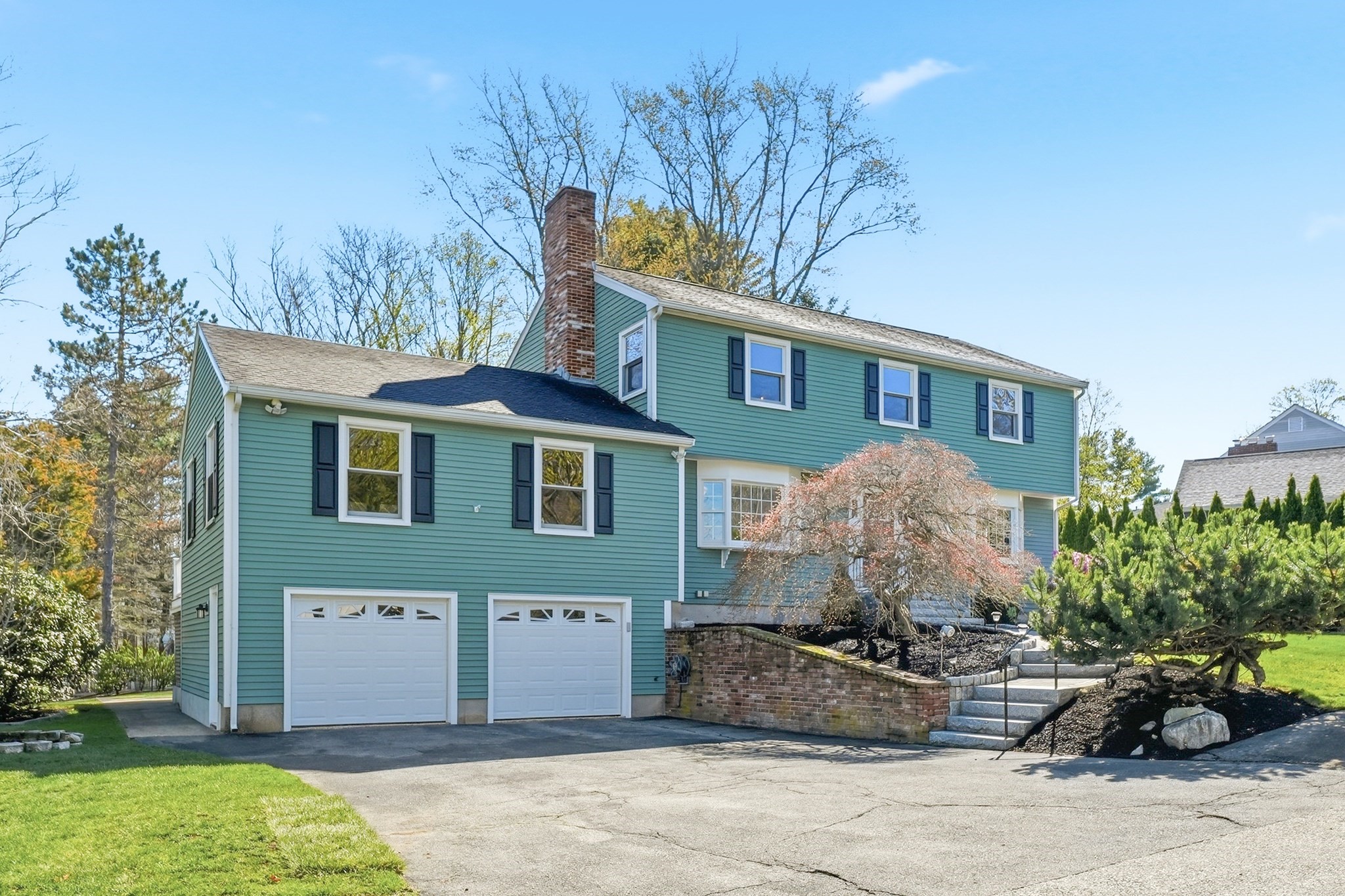 10 Oxbow Rd, Danvers, MA 01923