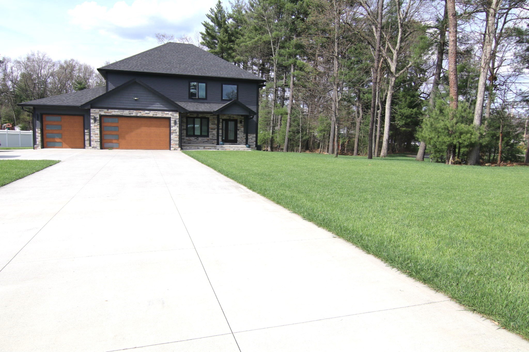 27 Breighly Way, Westfield, MA 01085