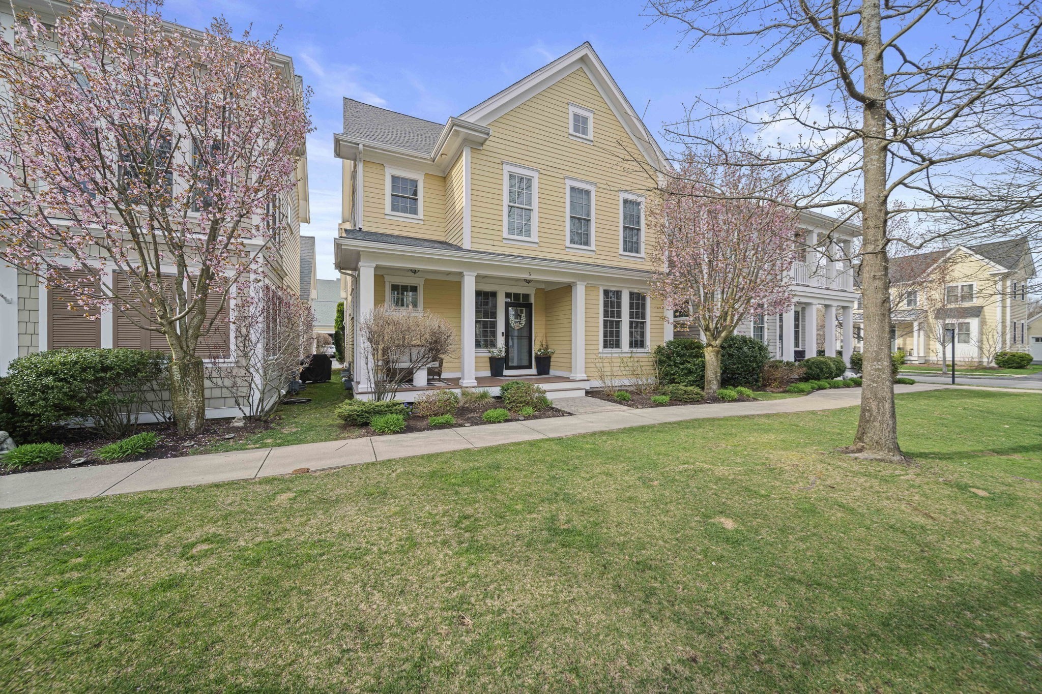 3 Blair Grn, Weymouth, MA 02190