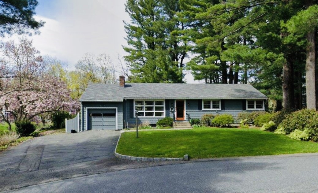 41 Peck Ave, Wayland, MA 01778