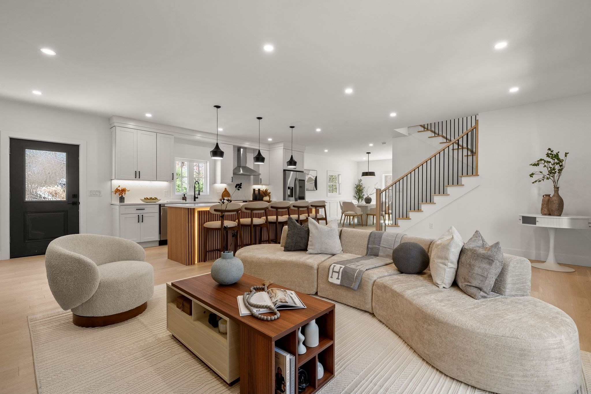 7 Nelson Road, Burlington, MA 01803