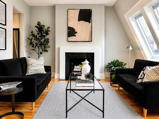 27 E Springfield St, Apt 3