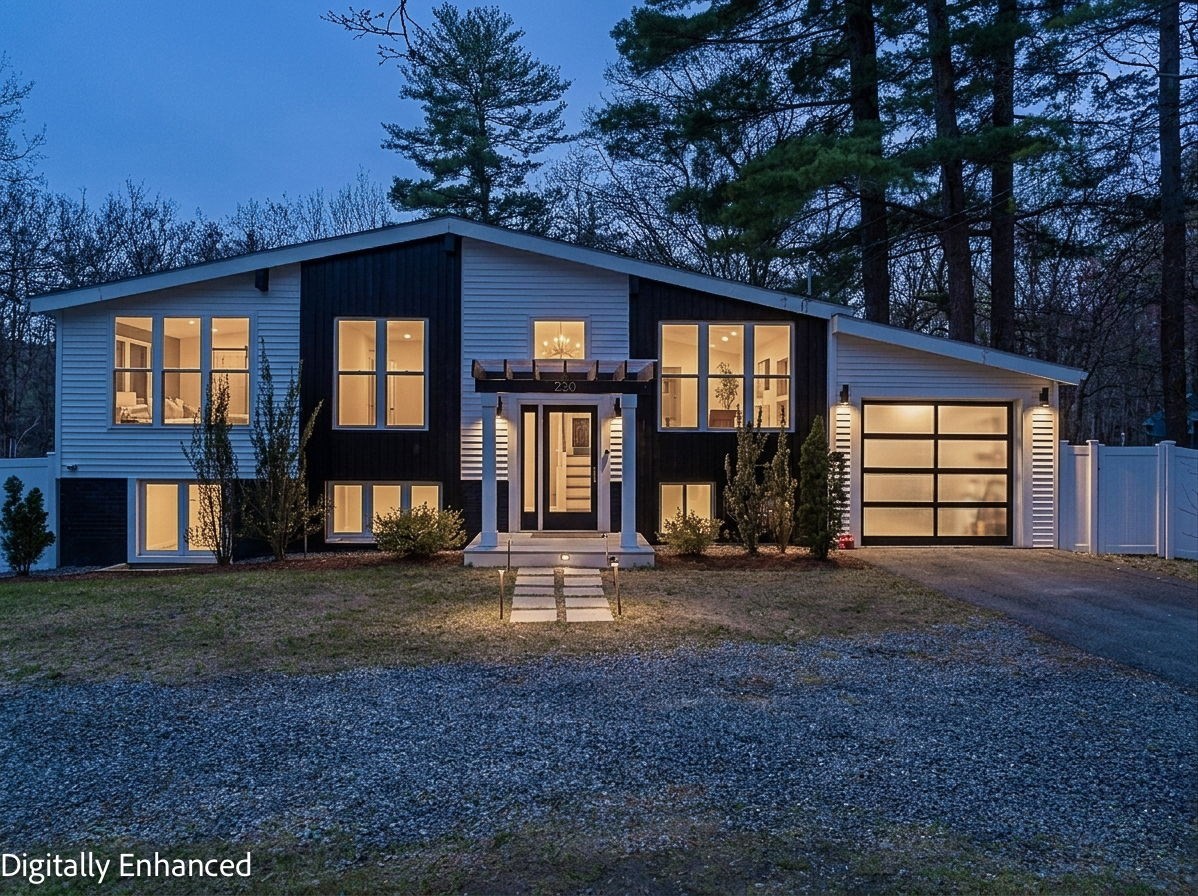 230 Carlisle Rd, Bedford, MA 01730