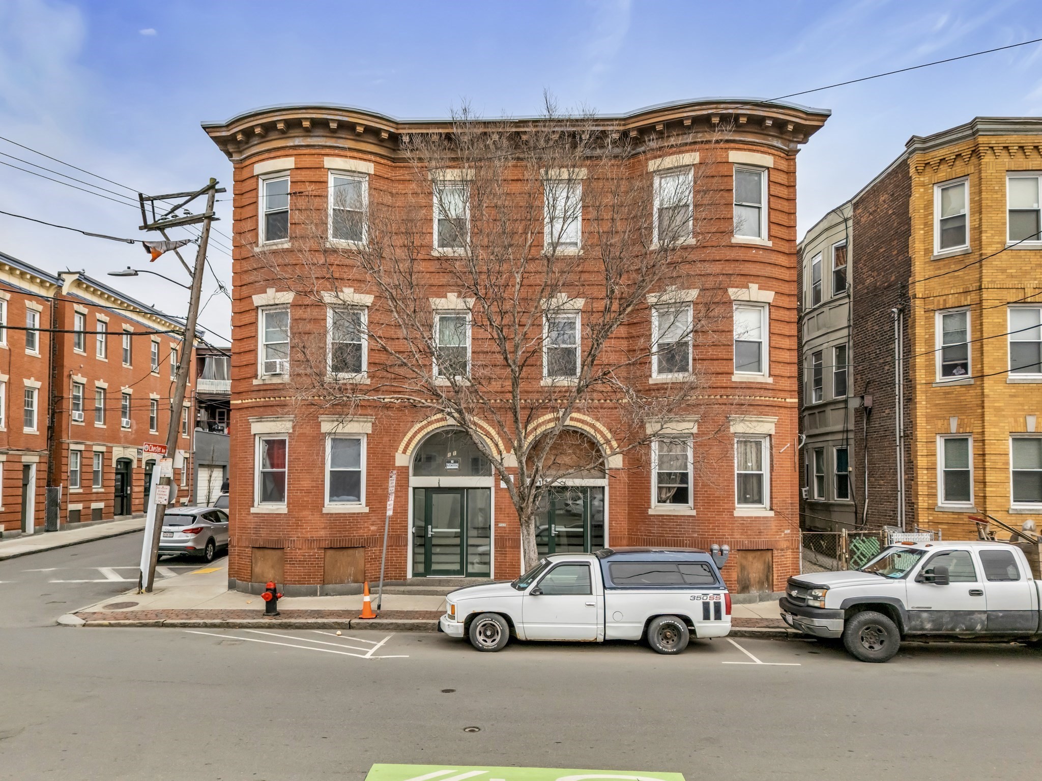 139 Hawthorne St, Chelsea, MA 02150