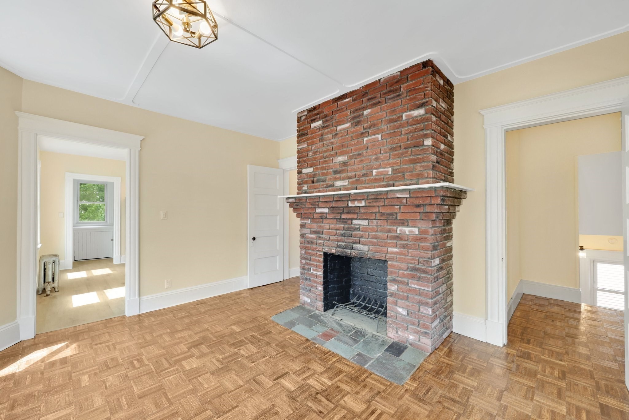 24 Hiawatha St, Springfield, MA 01108 - Image 23