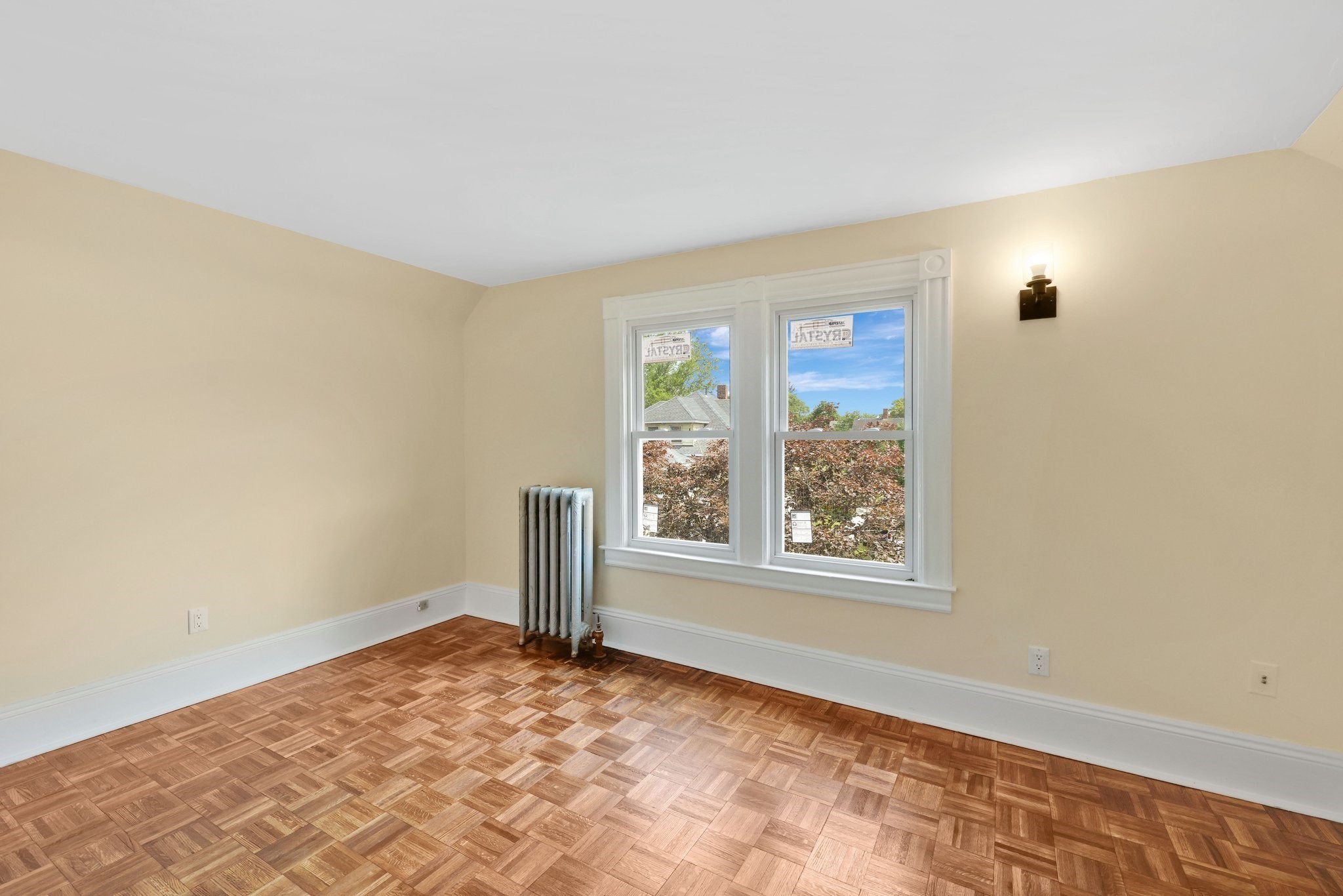 24 Hiawatha St, Springfield, MA 01108 - Image 33
