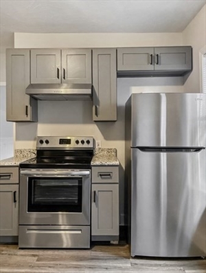 55 Hollander St, Apt 1