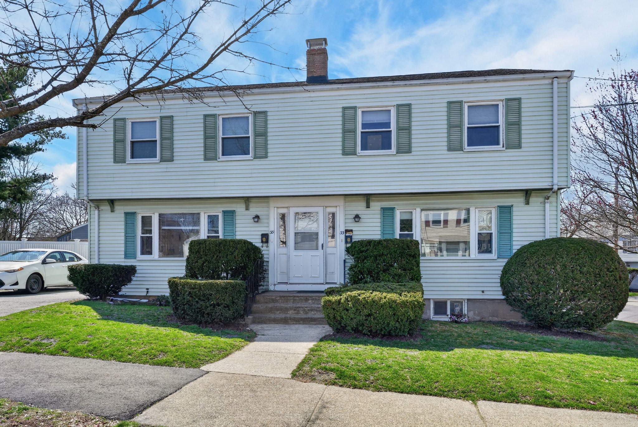 33 Rose Avenue, Watertown, MA 02472