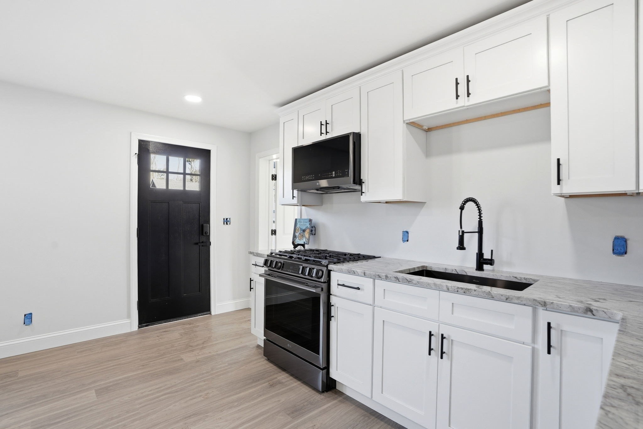357 Wareham St, Middleboro, MA 02346