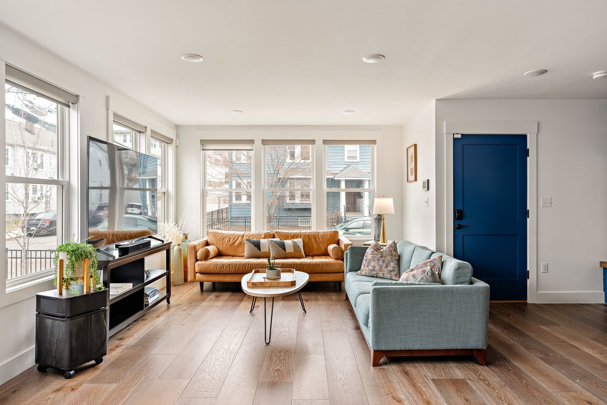 62 Governor Winthrop Rd Unit 1, Somerville, MA 02145