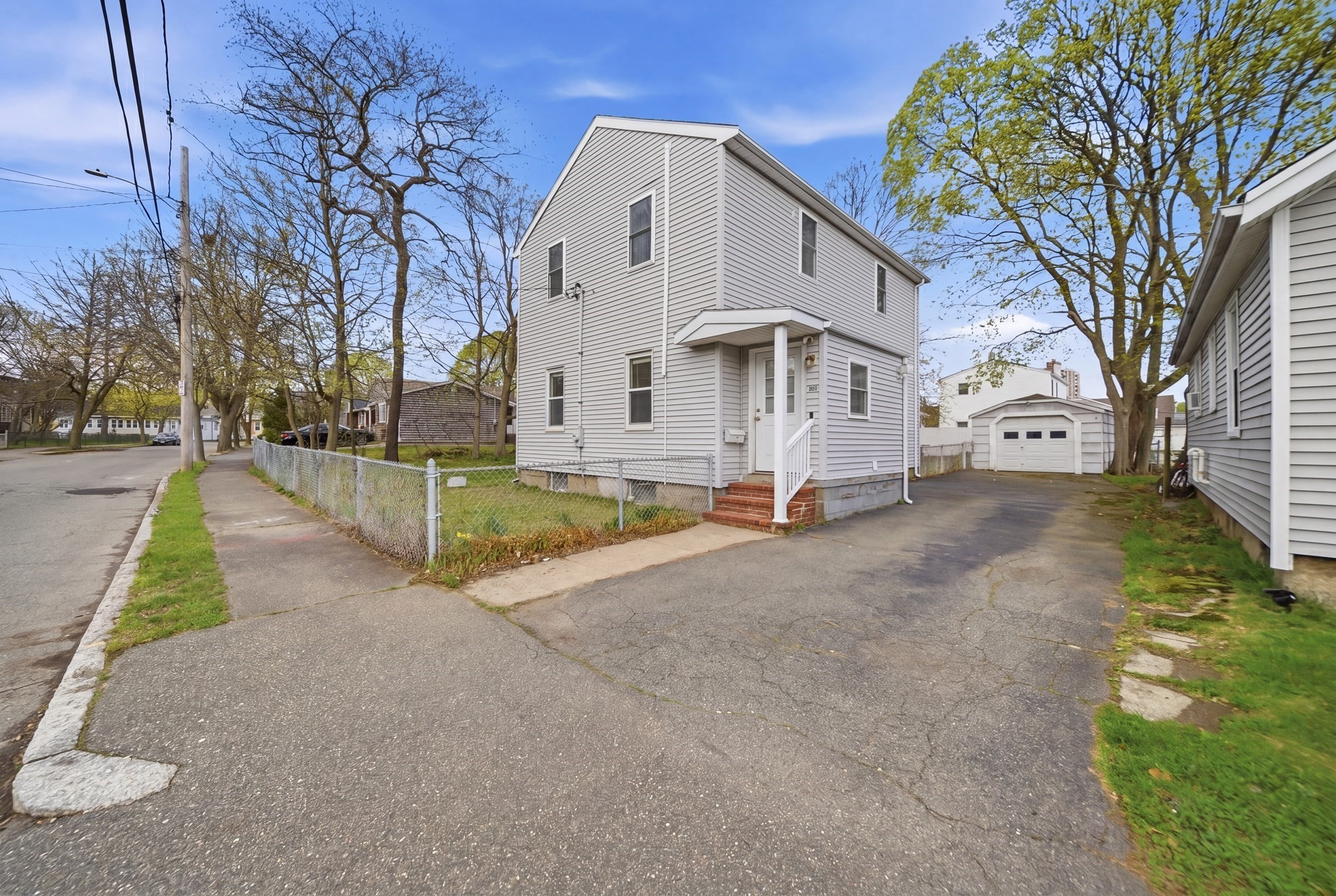 19 Lebanon St, Quincy, MA 02169