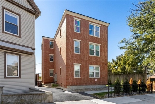 81 Chelsea St