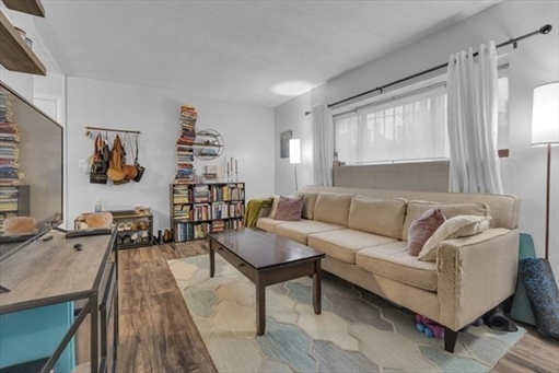 10 Scottfield Rd, Apt F2