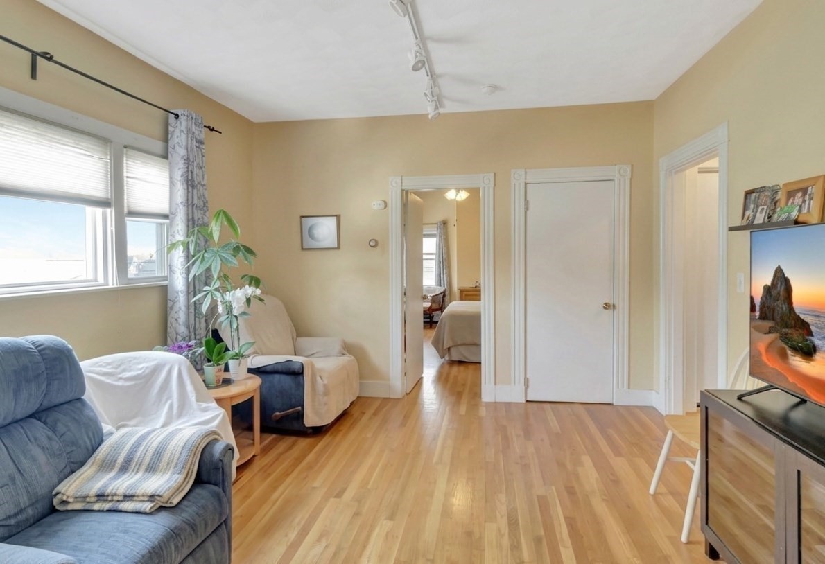 11 Horace St, Malden, MA 02148 - Image 10